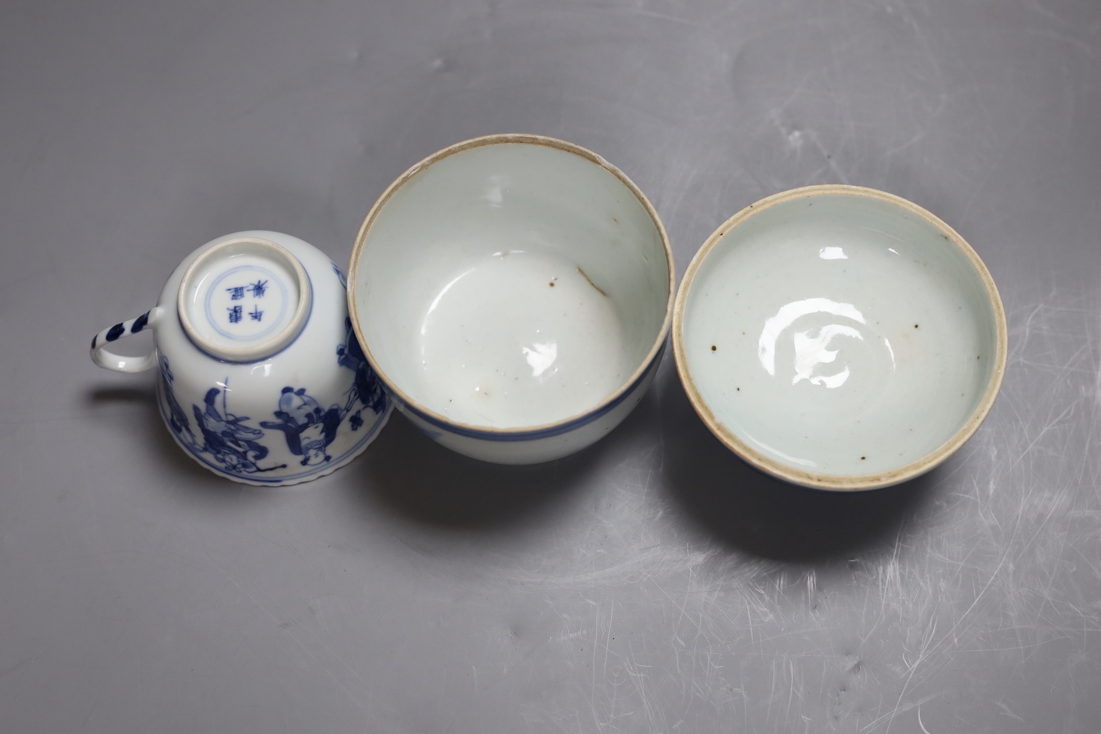 A 19th century blue and white jar with cover and a similar cup, Jar and cover 13 cms high
